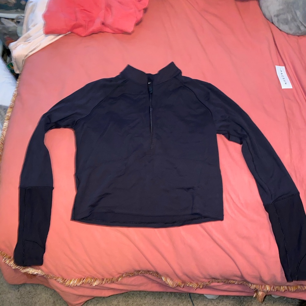 black lululemon quarter zip